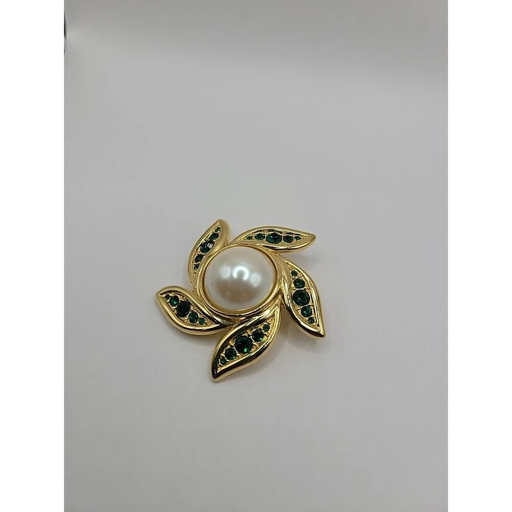 Monet Gold Tone Faux Pearl Green Rhinestone Swirl‎ Brooch Floral Pin Vintage